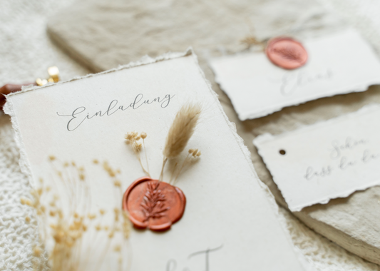 Inhalte für eure Einladungen - Das MUSS unbedingt in eurer Hochzeitseinladung stehen!