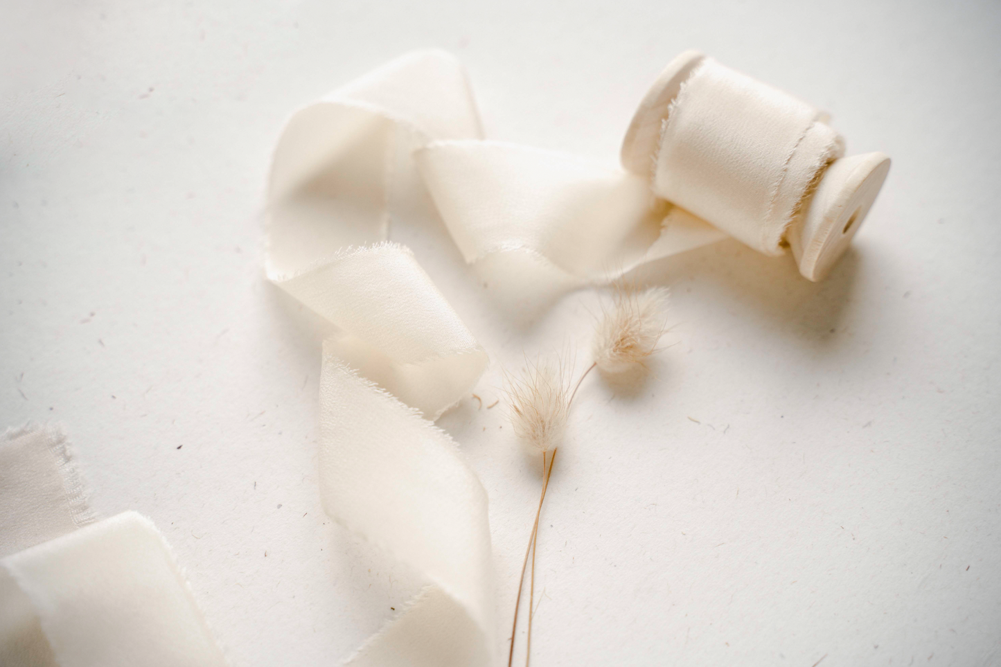 2 cm Seidenband Creme